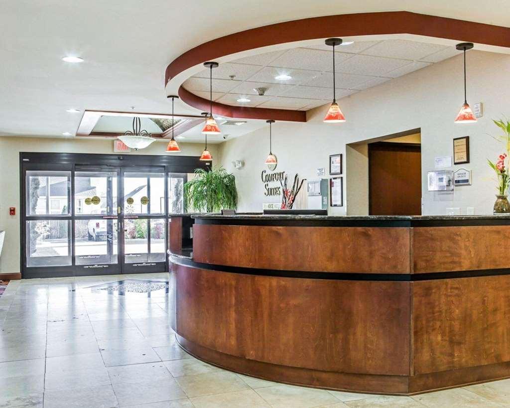 Fairfield By Marriott Inn & Suites Greensboro Coliseum Area Interior photo